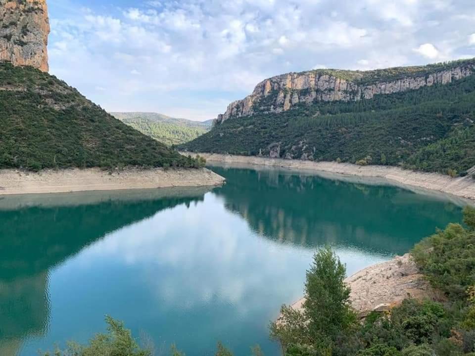 Casa Rural Cal Rocco Porta Del Pirineu Pobla de Segur Δωμάτιο φωτογραφία